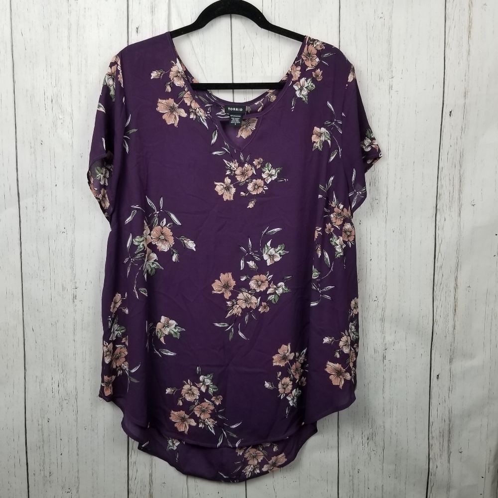 Torrid floral top size 3